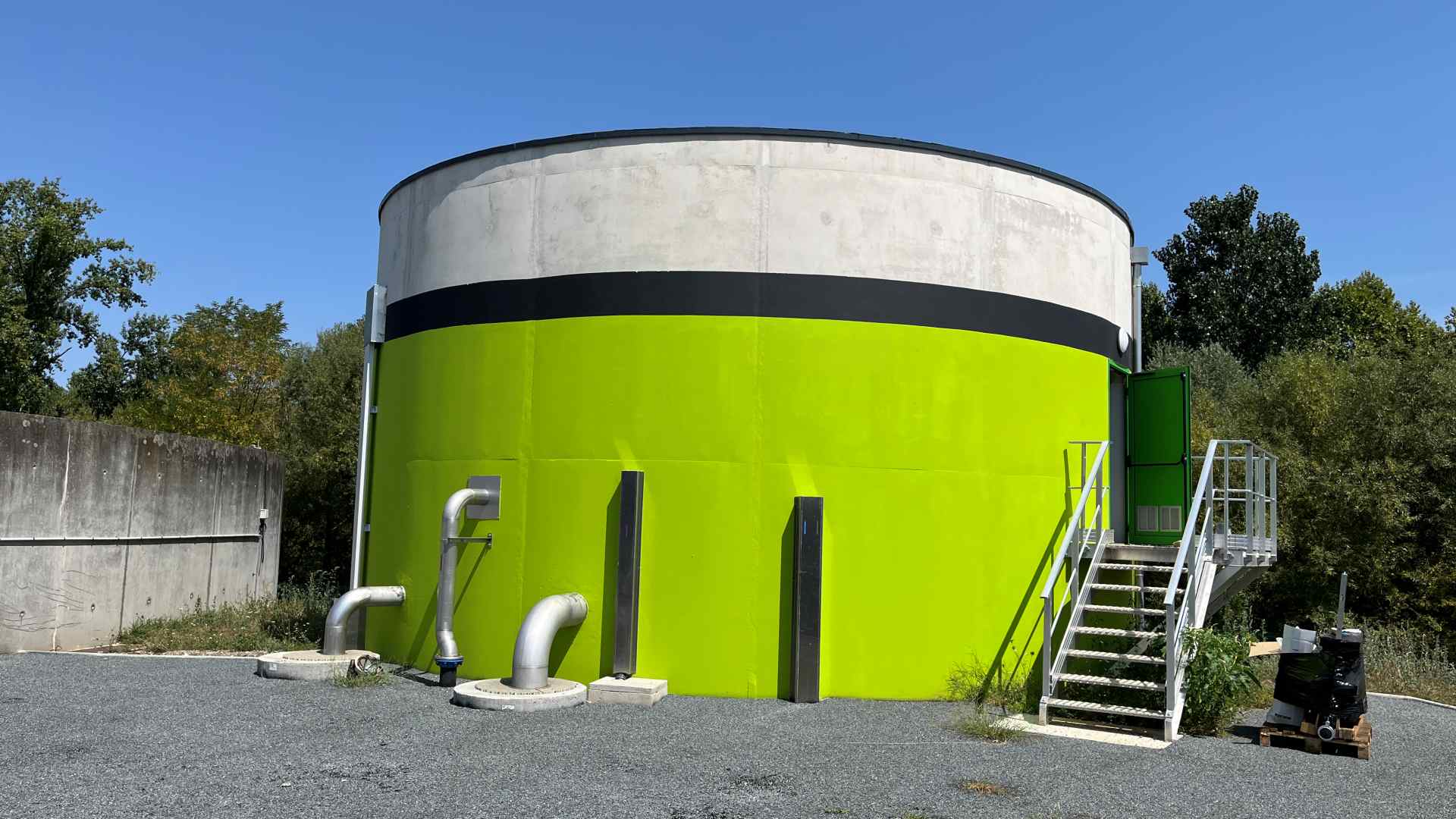 local surpresseur vaunac